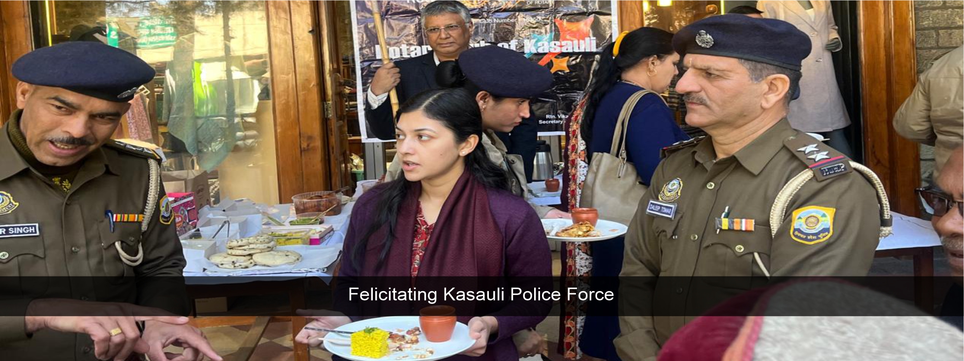 Felicitating, Kasauli, Police Force